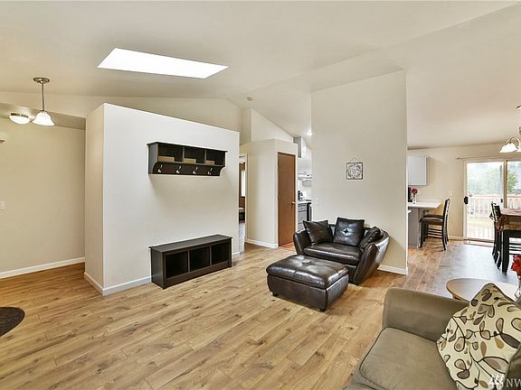 3rd image of 6813 87th St NE