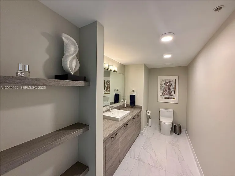 400 Sunny Isles Blvd #1404 — Photo 8