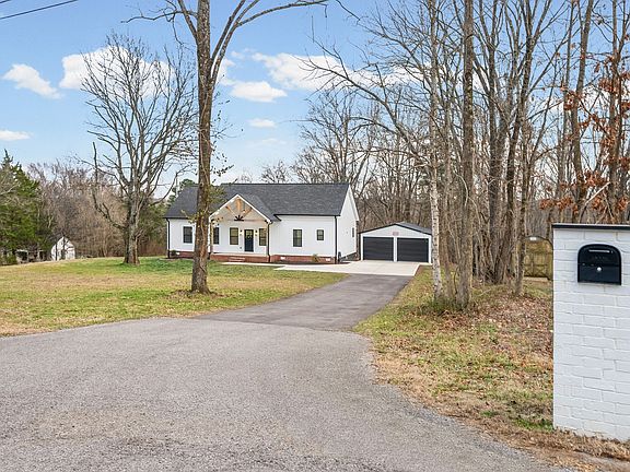 4th image of 1566 Griffin Cir