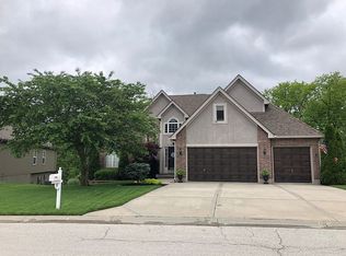 1124 N Old Mill Rd, Independence, MO 64056