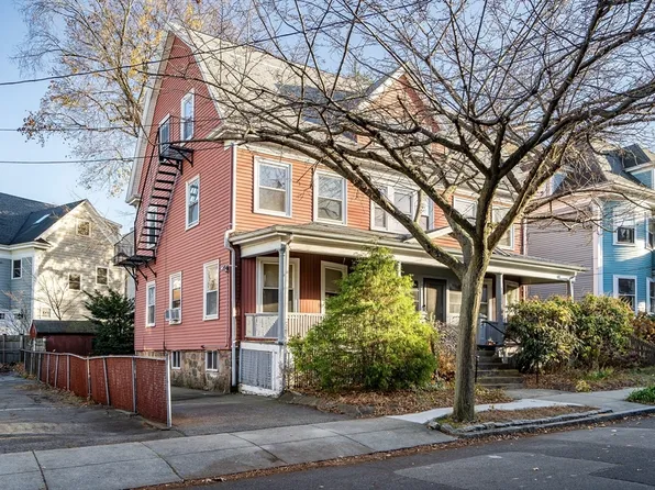 143 Coolidge St, Brookline, MA 02446