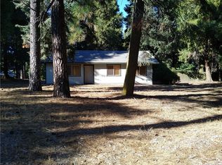 394 Lookout Ln, Crestline, CA 92322