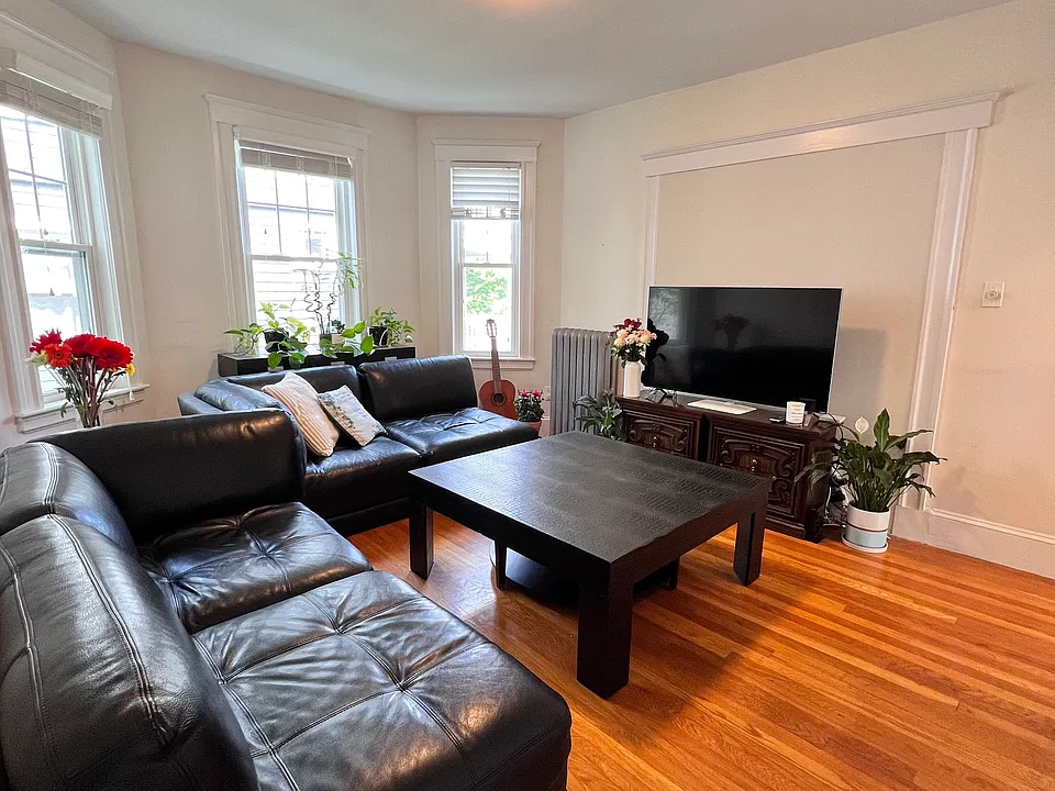 71 Dudley St #1