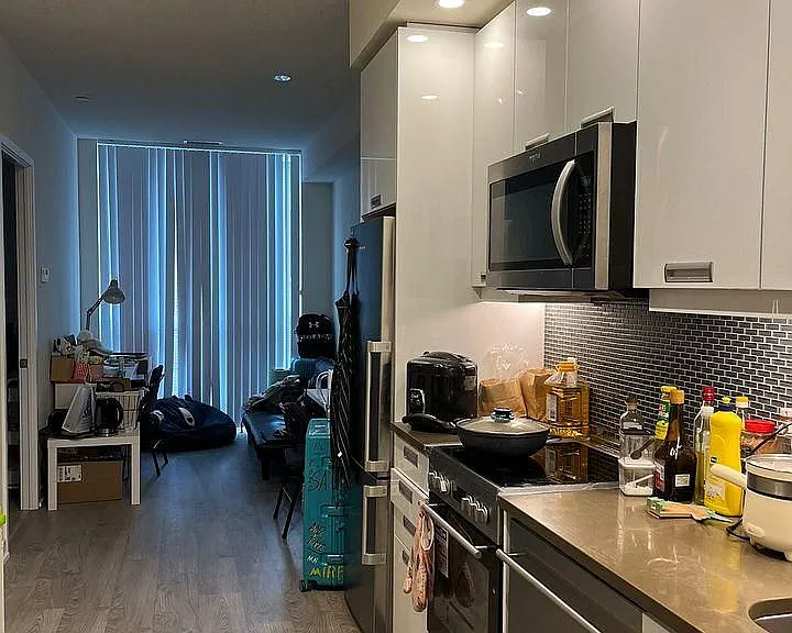 99 John St #401 — Photo 5