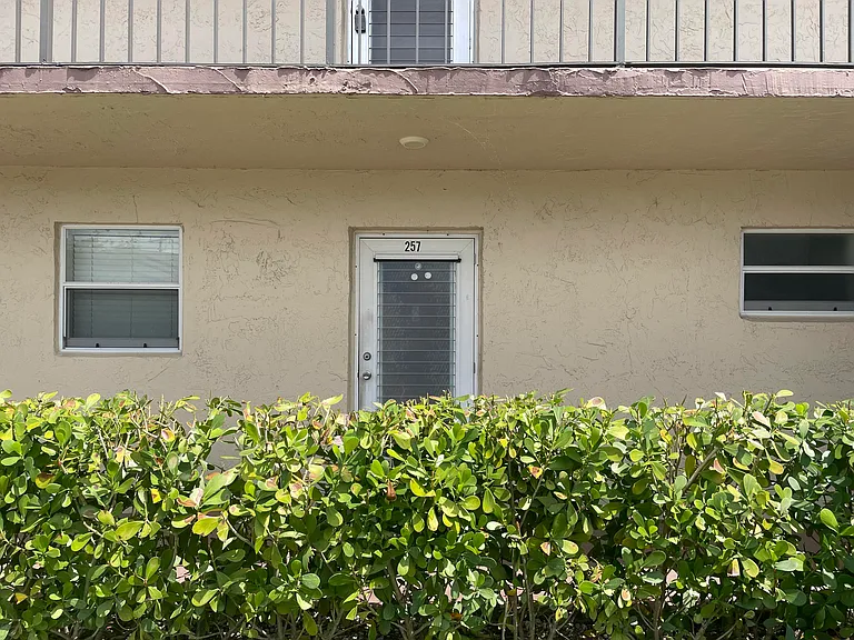 770 Lori Dr #257 — Photo 2