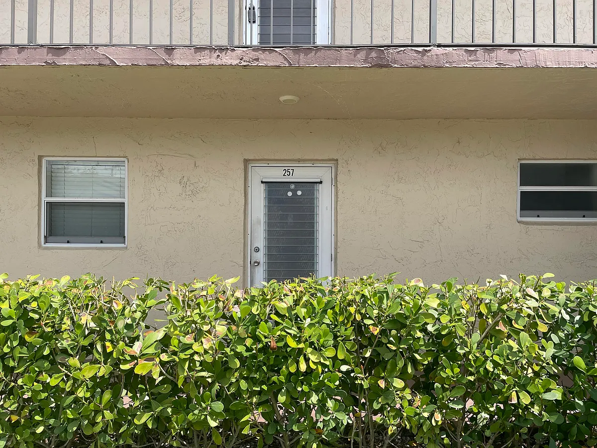 Building Photo - 770 Lori Dr #257