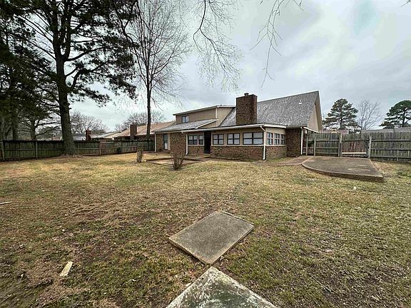 2nd image of 6903 Glenwick Dr