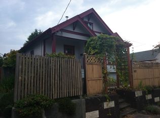 142 N 80th St, Seattle, WA 98103