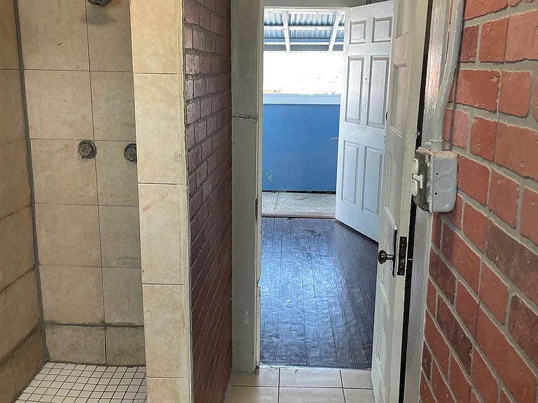 7436 Navigation Blvd #1 — Photo 7