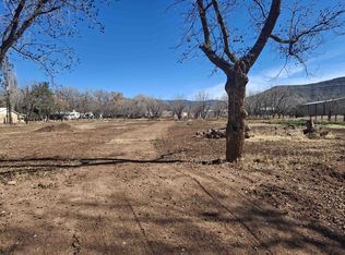 5 Sacramento Pl, La Luz, NM 88337
