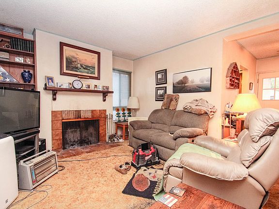 3rd image of 3005 N Naomi St
