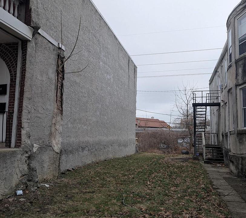1st image of 506 W Midvale Ave