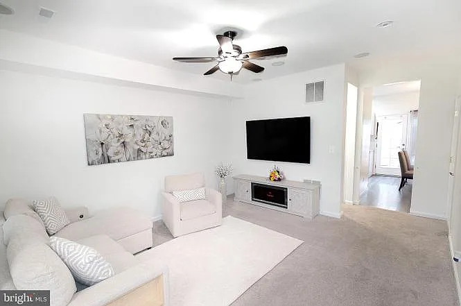 42727 Explorer Dr — Photo 7