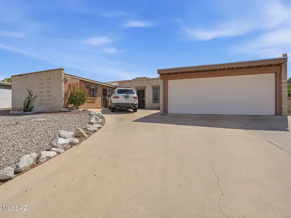 1722 S Camino Seco, Tucson, AZ 85710