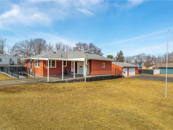 1112 Bartlett Avenue, Altoona, WI 54720