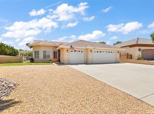17849 Canyon Meadow Rd, Victorville, CA 92395