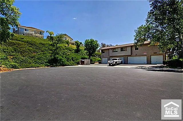 Ridge Manor Way — Photo 6