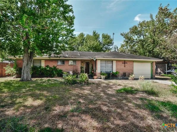 1310 Meadowview Dr, Port Lavaca, TX 77979