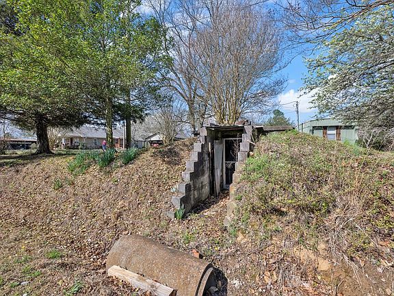 2nd image of 1544 County Road 831
