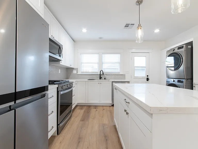 506 Saint Louis Ave #506 — Photo 7