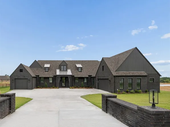 8517 E 108th St N, Owasso, OK 74055