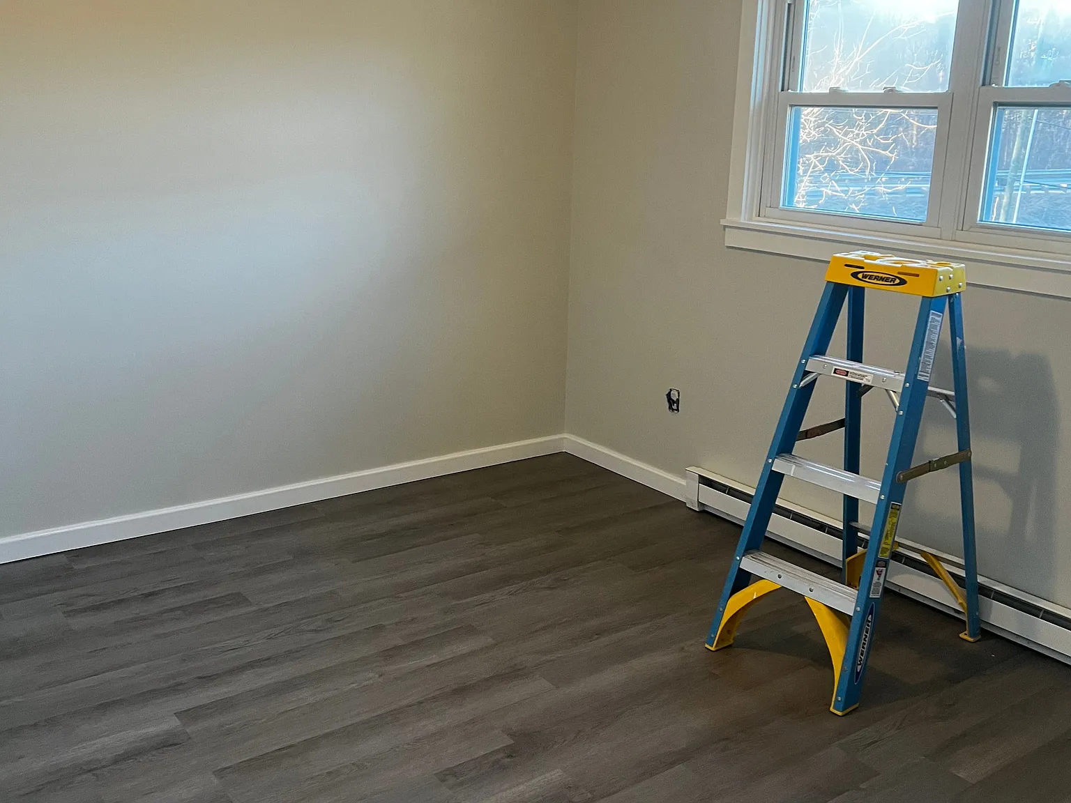 2 bed, 1.0 bath, 970 sqft, $1,980 — Photo 3