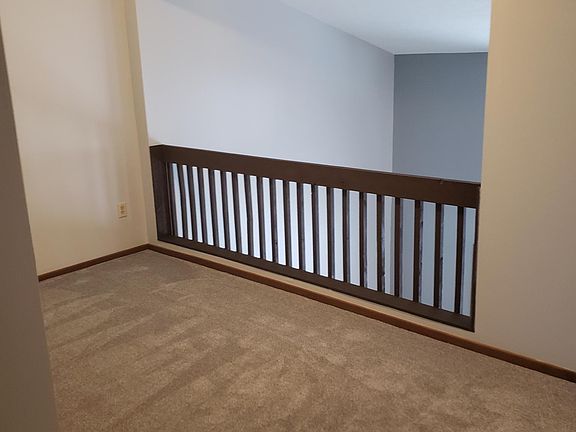 5th image of 502 N Park Dr
