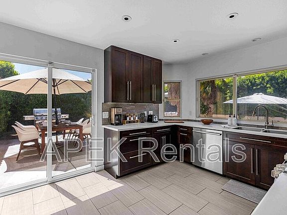 4th image of 2355 W Nicola Rd