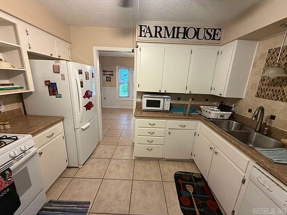 5th image of 117 Shadow Oaks Dr