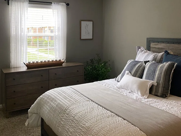 Woodland Hollow — Photo 10