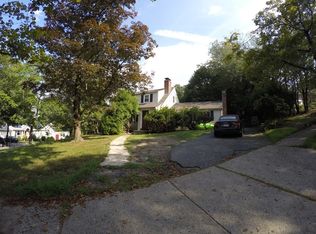 106 Hartman Rd, Newton, MA 02459