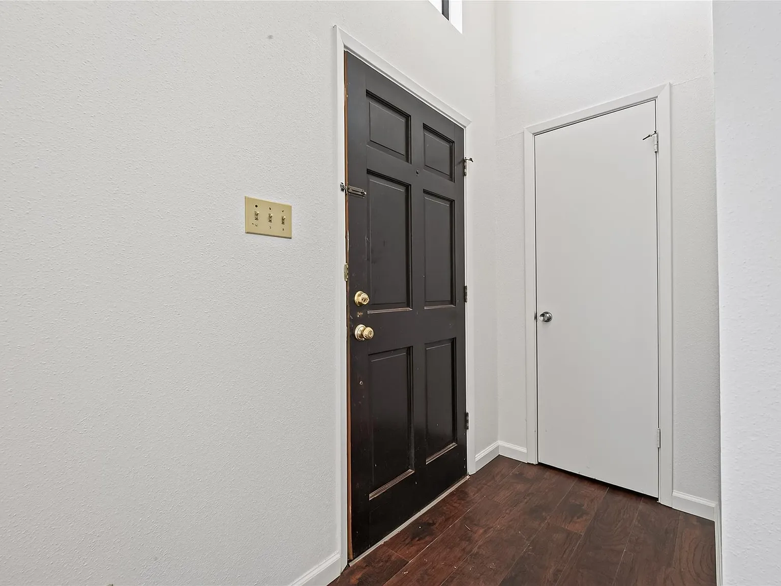 1 bed, 1.0 bath, 1008 sqft, $1,200 — Photo 4