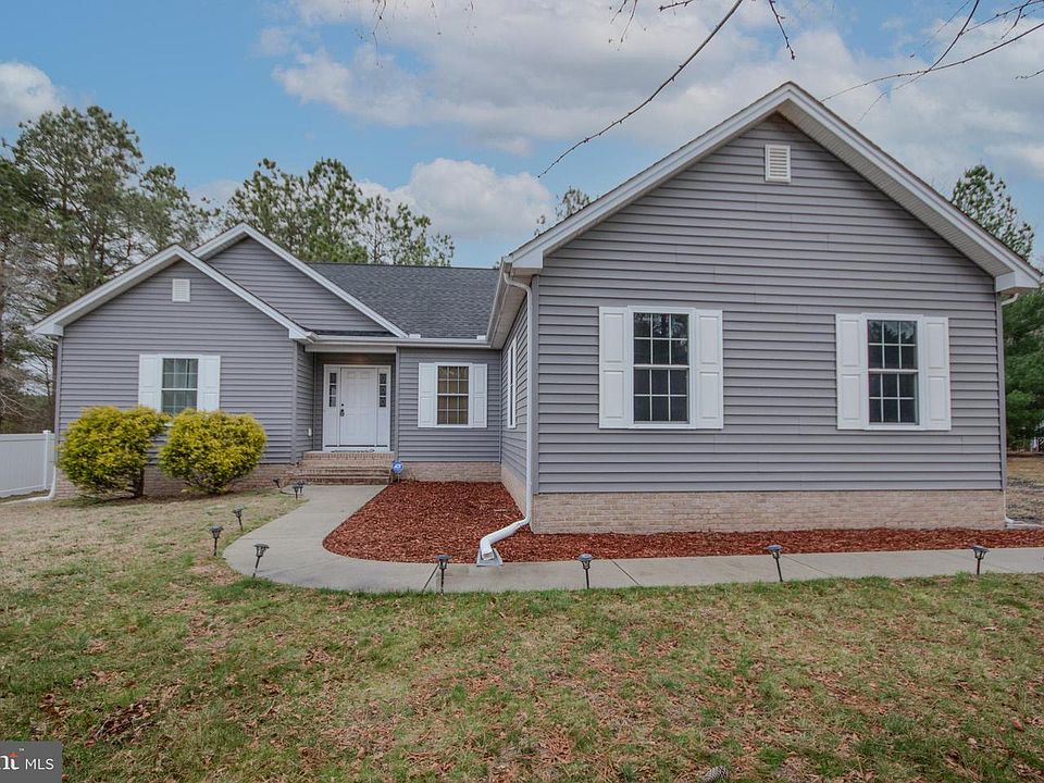 1st image of 5987 Deer Creek Dr