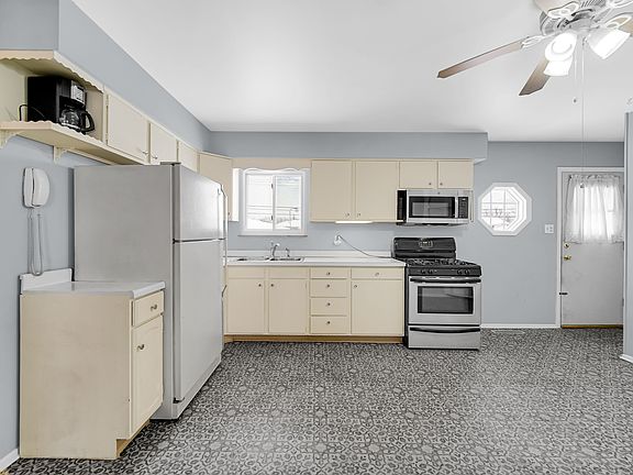 4th image of 6719 New Hampshire Ave