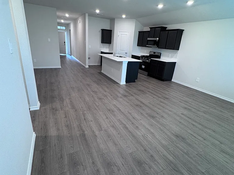 4113 Limestone Bluff Dr — Photo 8