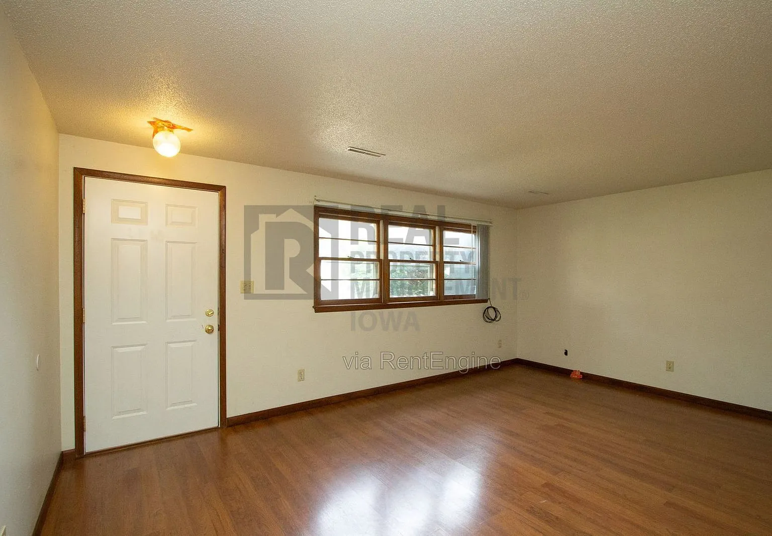 2 bed, 1.0 bath, 768 sqft, $795 — Photo 4