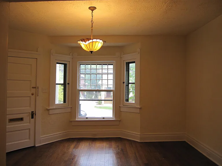 429 Spring St — Photo 2