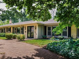 814 W North St, Hinsdale, IL