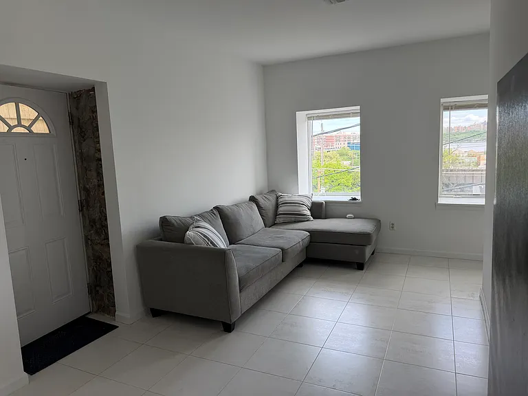 9007 Riverside Pl #2 — Photo 2