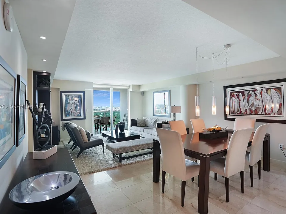 2101 Brickell Ave #1812