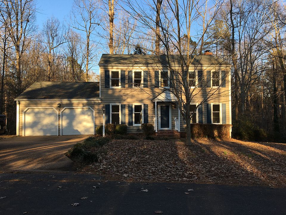 1st image of 102 Edgewood Ln