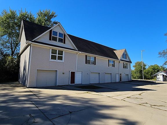 4th image of 209 SW Pryor Rd