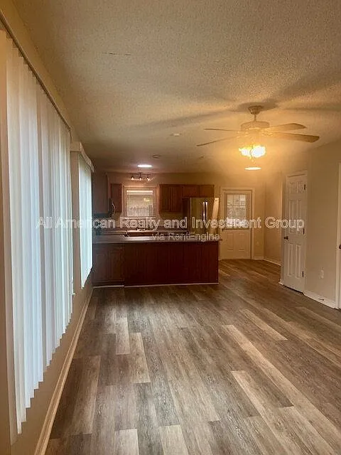 Building Photo - 104 Hydac Rd #B