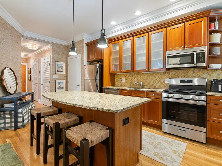 1709 N Crilly Ct #1E — Photo 6