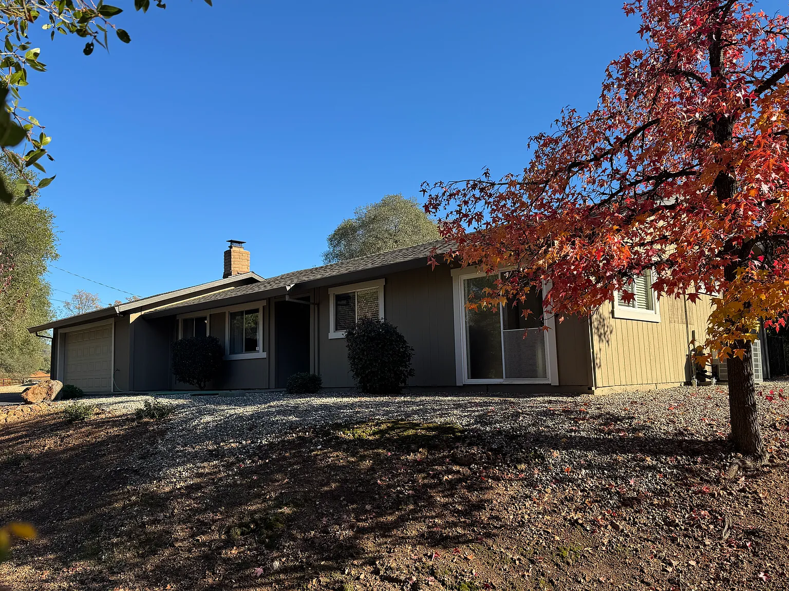 3 bed, 1360 sqft, $2,800 — Photo 1