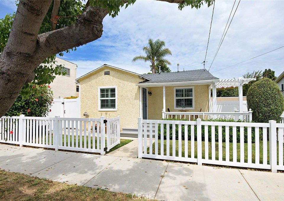 707 Garnet St, Redondo Beach, CA 90277 | Zillow