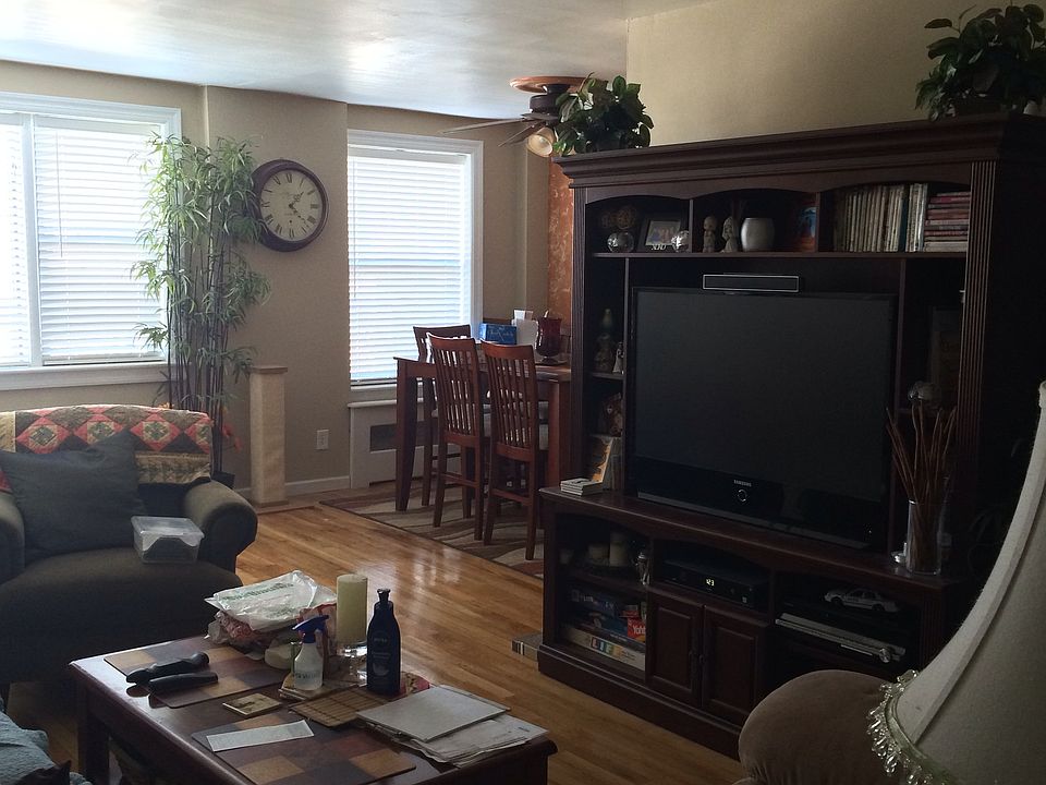 1st image of 2 Birchwood Ct APT 4C