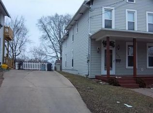 645 W 5th St, Dubuque, IA 52001