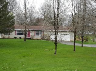 138 Lakewood Rd, New Castle, PA 16101