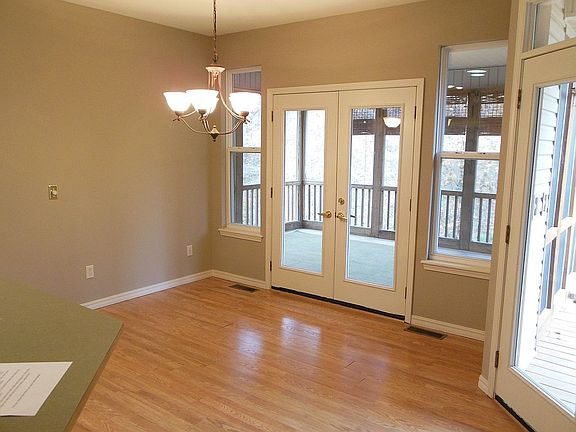 dining room off kitchen